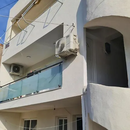 Dias Shtepi Pushimi 2 * Ksamil